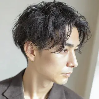ショート パーマ メンズ 立川 芽依のヘアスタイル