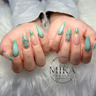 ネイル Mika Nails 心斎橋のネイルデザイン