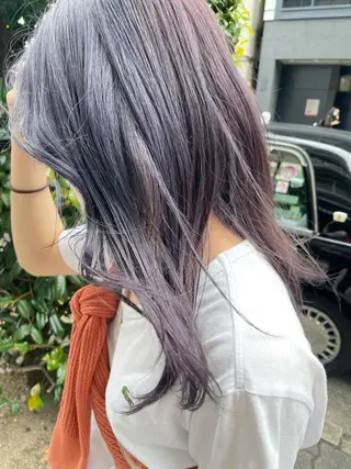 ロング カラー akane .のヘアスタイル