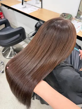 カラー 透明感カラー🫧 EMAのヘアスタイル