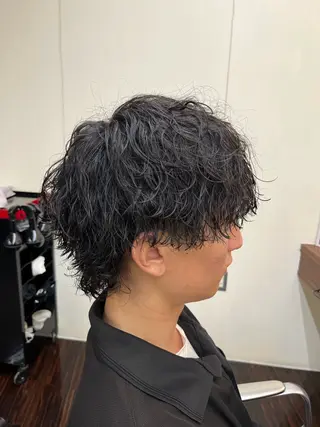 ショート パーマ メンズ 三好 汰一のヘアスタイル