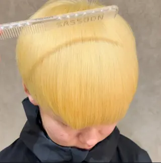 カラー こせ 煌星のヘアスタイル