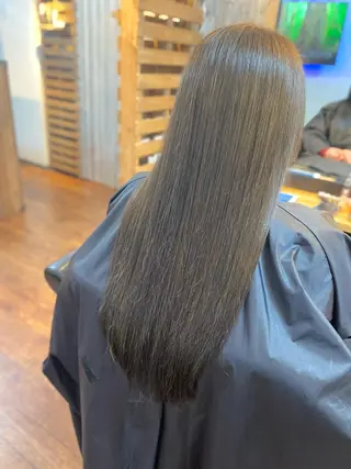 ロング カラー Luzir⭐︎ GEN⭐︎のヘアスタイル