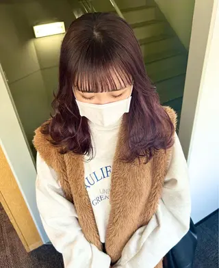 セミロング カラー パーマ ヘアアレンジ デザインカラー/ボブ ブリーチカラー/ユリのヘアスタイル