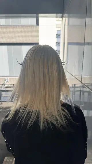 カラー 水相 智貴のヘアスタイル