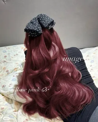 ロング カラー ヘアアレンジ 🩶渋谷の赤髪 トップ/らいる🩶のヘアスタイル