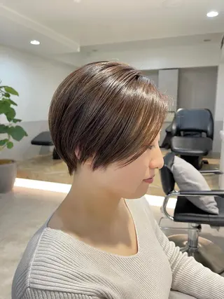 ショート オカダ ノゾミのヘアスタイル