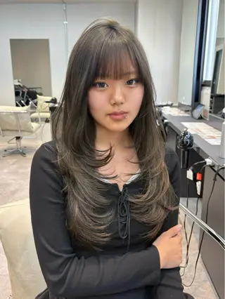 ロング カラー 韓国ヘア🎀 /♡𝓝𝓸𝓪♡のヘアスタイル