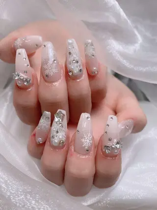 ネイル MoMoA Nail ネイル長さ出し専門店のネイルデザイン