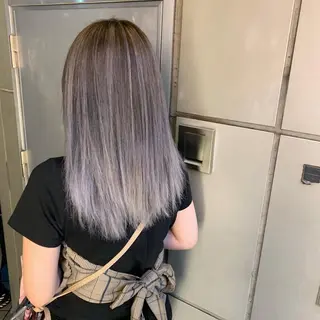 カラー 天野 利咲のヘアスタイル