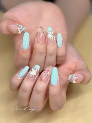 ネイル 𝓝𝓪𝓲𝓻 𝓝𝓪𝓲𝓵のネイルデザイン