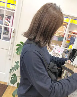 ショート カラー 横浜ブリーチムラ直し ハイトーン/ブリーチのヘアスタイル