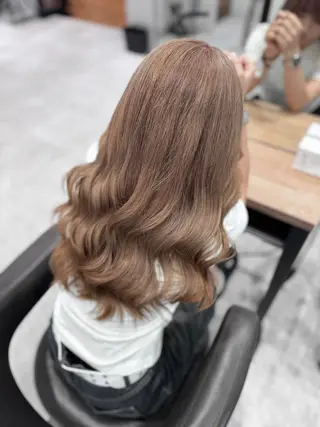 ミディアム カラー Lee天王寺 Rinのヘアスタイル