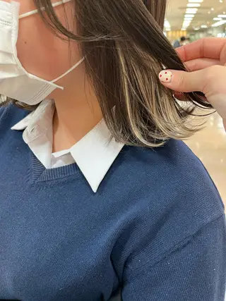 セミロング カラー 暖色/ブリーチカラー 🎀 M i k uのヘアスタイル