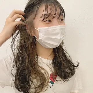 セミロング マツエク・マツパ ハイトーンボブ 前田 表参道　グレージュのヘアスタイル