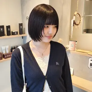カラー ショート 透明感カラー🫧HI NAKO/ROCCOのヘアスタイル