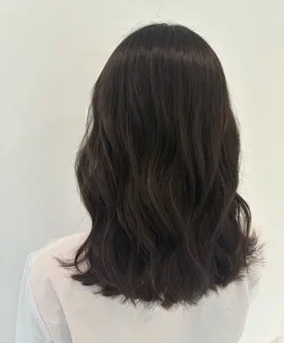 セミロング moi Blanc/ Aoyagiのヘアスタイル