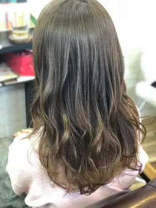 ロング カラー 増山 大起のヘアスタイル