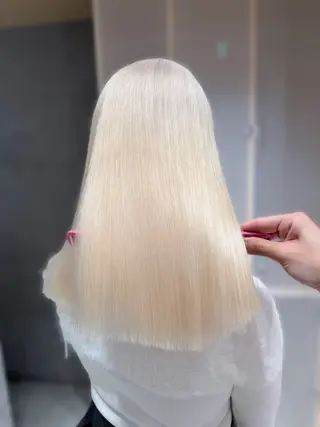 ロング カラー ホワイトカラー☁️/ Yuya/ハイトーンのヘアスタイル