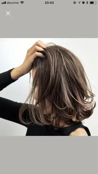 ミディアム 金子 恵美のヘアスタイル
