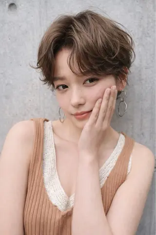 ショート 岡野 豪のヘアスタイル