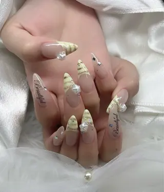 ネイル YOLO NAILのネイルデザイン