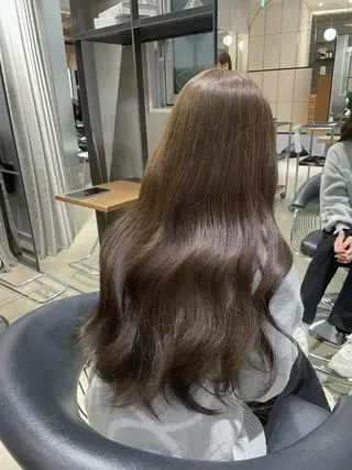 カラー ありあ【カット、 パーマモデル】のヘアスタイル