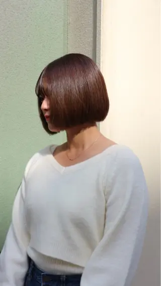 ショート カラー AKO .のヘアスタイル