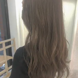 ロング カラー TRENCH 相澤 果歩のヘアスタイル