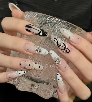 ネイル D-BEAUTY Nailsalonのネイルデザイン