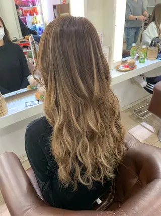 ロング カラー 🐥こ ま🐥のヘアスタイル