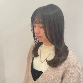 セミロング 顔まわりcut🌿 Hinakoのヘアスタイル