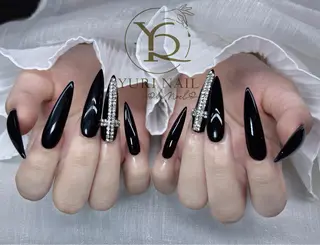 ネイル YURI Nail NARITAのネイルデザイン