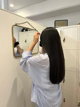 ロング カラー 𝒀𝒖𝒊𝒏𝒂 梅田/透明感カラーのヘアスタイル