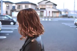 ミディアム 信原 獎人のヘアスタイル