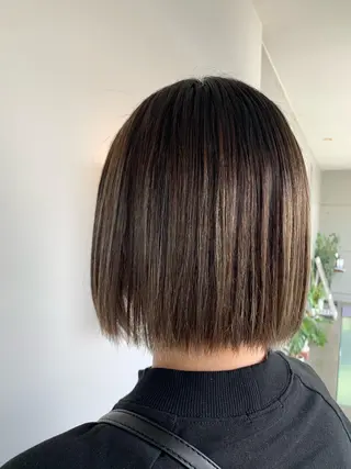 ミディアム おせ ちさとのヘアスタイル