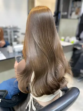 ロング 柳田 光のヘアスタイル