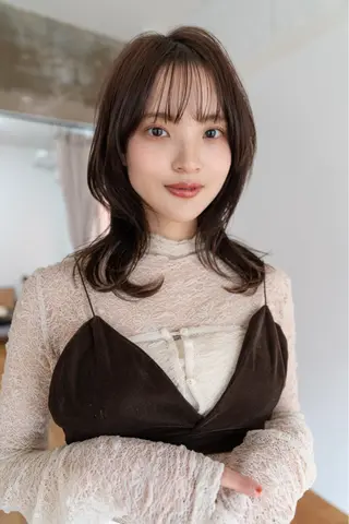 ミディアム 清水 陽成のヘアスタイル
