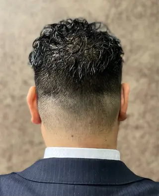 ショート パーマ 千葉弘平 🔥波巻き特化🔥のヘアスタイル