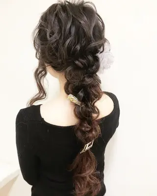 ロング カラー パーマ ヘアアレンジ ネイル マツエク・マツパ 吉川 宙翔のヘアスタイル