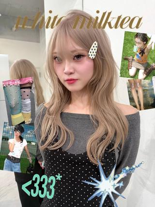 ロング カラー TATSUハイトーン ミルクティーベージュのヘアスタイル