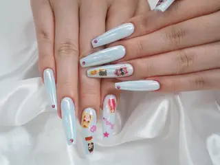 ロング 魚谷 日菜のネイルデザイン
