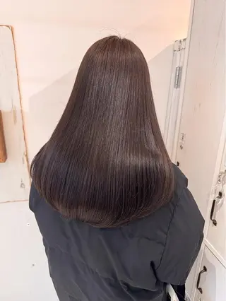 ショート カラー tahie 松屋町のヘアスタイル