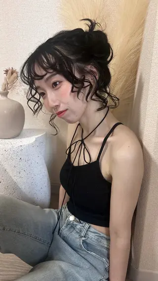 ミディアム miteゆい カラーモデルのヘアスタイル