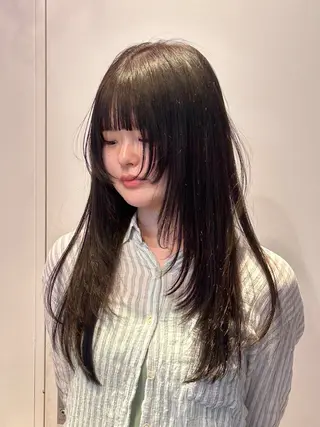 ロング カラー ナチュラル大人っぽい スタイル　MAORIのヘアスタイル