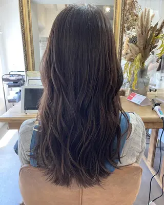 セミロング カラー 英語ok sohee ソヒ 305号室のヘアスタイル