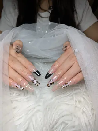 ネイル Queen Nail 柏店　クイーンネイルのネイルデザイン