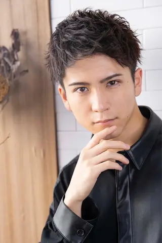 ショート カラー 酸性縮毛矯正 店長浅野太郎のヘアスタイル