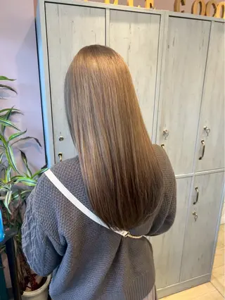 カラー 松下 慧士のヘアスタイル