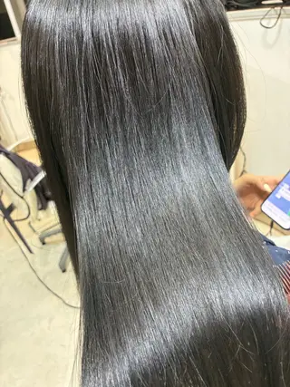 ロング ヒカ ルのヘアスタイル